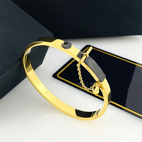 classic chain double letter bracelet bracelets bangle titanium steel designer for women men luxury jewlery gifts woman gold silver rose gold, Black
classic chain double letter bracelet bracelets bangle titanium steel designer for women men luxury jewlery gifts woman gold silver rose gold, Black