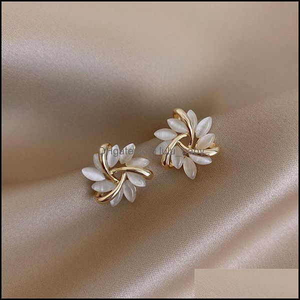 stud stud elegant and exquisite opal petal circle earrings for woman 2021 classic jewelry luxury party girls unusual drop delivery 20 dh0lm, Golden;silver
stud stud elegant and exquisite opal petal circle earrings for woman 2021 classic jewelry luxury party girls unusual drop delivery 20 dh0lm, Golden;silver