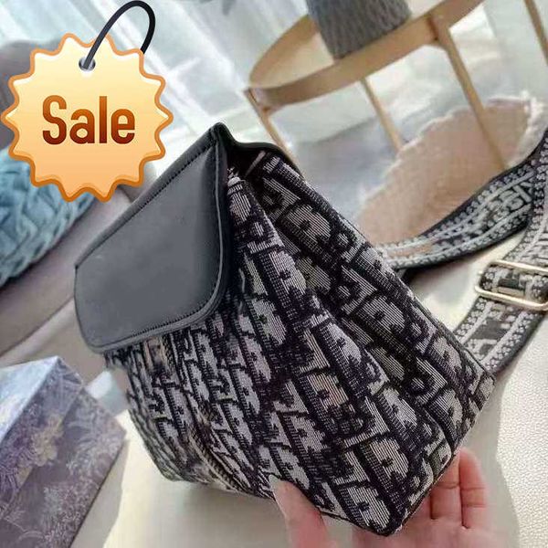 luxury designer single shoulder bag 2023 new ladies multi-function fashion style bag messenger square large capacity brand bags factory low
luxury designer single shoulder bag 2023 new ladies multi-function fashion style bag messenger square large capacity brand bags factory low