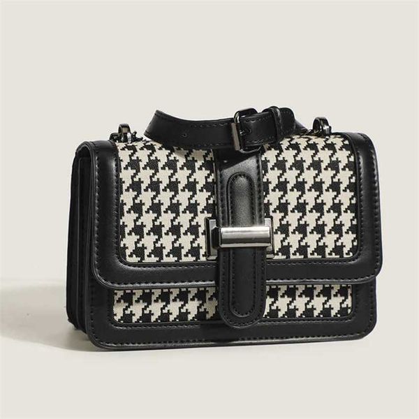 messenger bags women's crowd high class style small square 2022 new chain one shoulder messenger bag
messenger bags women's crowd high class style small square 2022 new chain one shoulder messenger bag