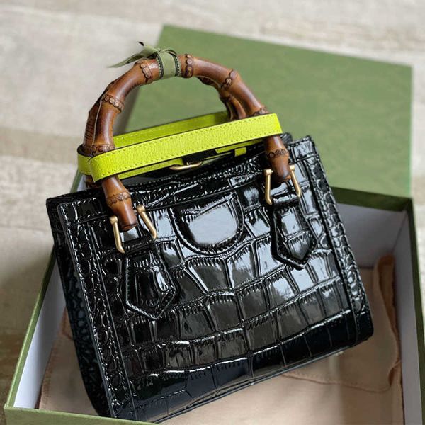 handbag evening bag bamboo handbag women check crossbody bag tote hand bags fashion messenger back purse ladies shoulder package 
handbag evening bag bamboo handbag women check crossbody bag tote hand bags fashion messenger back purse ladies shoulder package