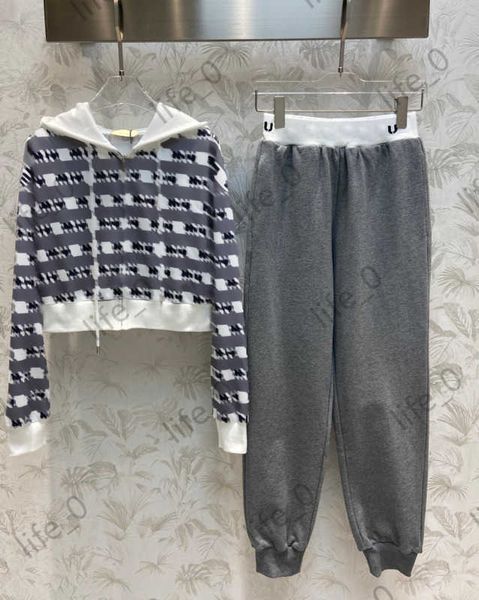 designer brand womens two piece pants patchwork striped short hoodie coats elastic waist letter logo embroidery trousers fashionable women, White
designer brand womens two piece pants patchwork striped short hoodie coats elastic waist letter logo embroidery trousers fashionable women, White