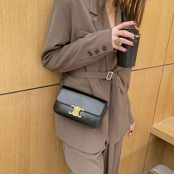 simple style women's shoulder bag new urban leisure diagonal mobile phone in early spring of 2022
simple style women's shoulder bag new urban leisure diagonal mobile phone in early spring of 2022