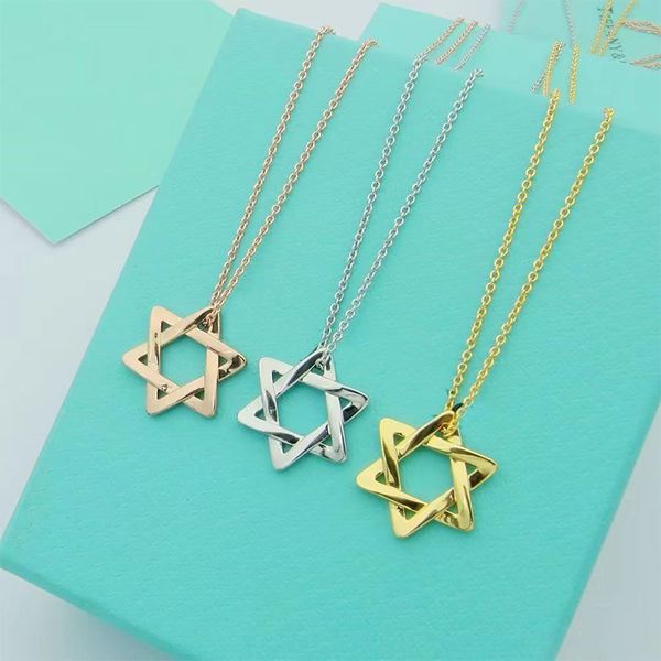 2022 fashion hollow hexagram pendant necklace luxury brand t letter couple necklace for men&women classic 316l stainless steel designer jewe, Silver
2022 fashion hollow hexagram pendant necklace luxury brand t letter couple necklace for men&women classic 316l stainless steel designer jewe, Silver