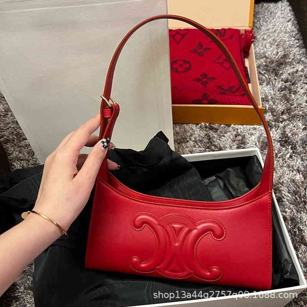 triumphal arch underarm bag 2021 new handbag fashion versatile crescent shoulder lisa same french stick7
triumphal arch underarm bag 2021 new handbag fashion versatile crescent shoulder lisa same french stick7