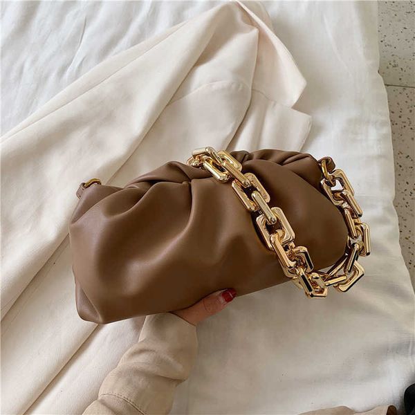 abottegas tote bag vneta jodie mini teen intrecciato designer fashion texture bag women bag one shoulder underarm bag handheld cloud bag
abottegas tote bag vneta jodie mini teen intrecciato designer fashion texture bag women bag one shoulder underarm bag handheld cloud bag