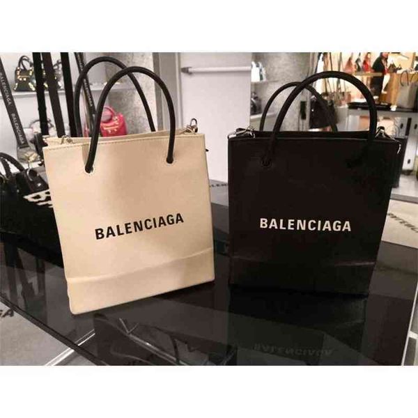 handbags designer balencaige hourglass bags printed xxs small women's bag shopping single shoulder messenger handbag
handbags designer balencaige hourglass bags printed xxs small women's bag shopping single shoulder messenger handbag
