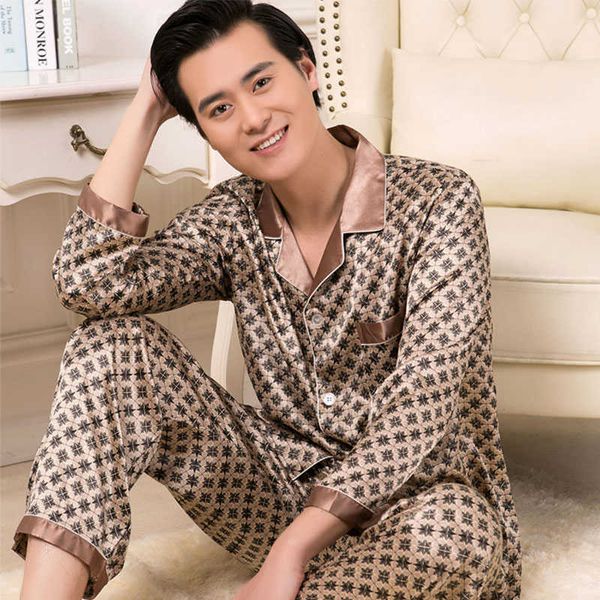 men's sleepwear silk pijama unit men spring autumn pajamas set satin lounge pants long sleeve shirt printed sleepwear male night wear, Black;brown
men's sleepwear silk pijama unit men spring autumn pajamas set satin lounge pants long sleeve shirt printed sleepwear male night wear, Black;brown