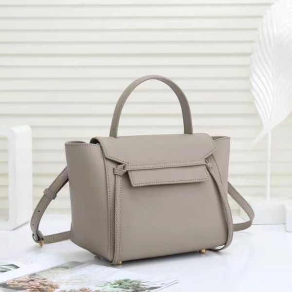 fashion one shoulder diagonal span handbag leather to finalize the design catfish package
fashion one shoulder diagonal span handbag leather to finalize the design catfish package
