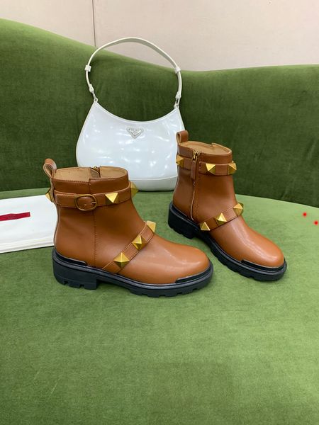 women designer boots desert platform shoes buckle ankle genuine leather boot bee star trail shoe female rough heel booties -g0011, Black
women designer boots desert platform shoes buckle ankle genuine leather boot bee star trail shoe female rough heel booties -g0011, Black