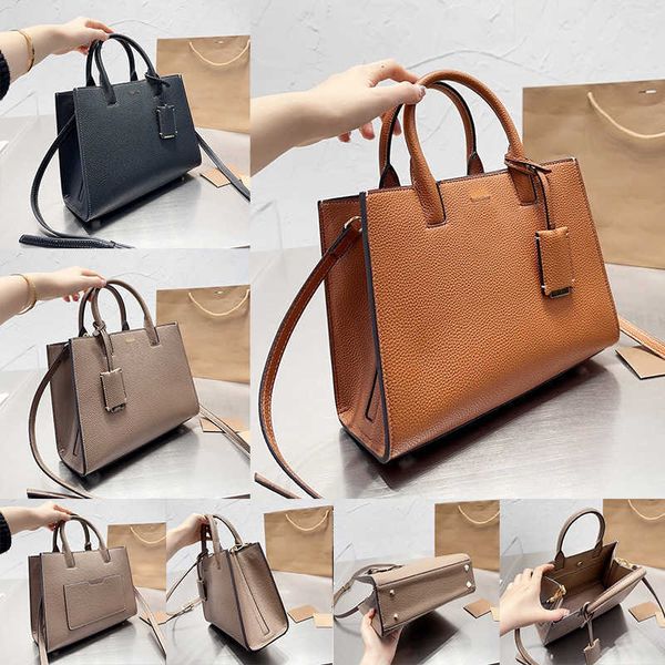 new totes burbag classic shopper bags luxurys handbag womens tote bag leather designer bag shoulder designer cross body handbags womens wall
new totes burbag classic shopper bags luxurys handbag womens tote bag leather designer bag shoulder designer cross body handbags womens wall