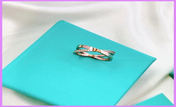 2021 new fashion women overlapping ring luxury designer jewelry with dimond casual ladies rings s925 sterling silver rose gold d213989472
2021 new fashion women overlapping ring luxury designer jewelry with dimond casual ladies rings s925 sterling silver rose gold d213989472