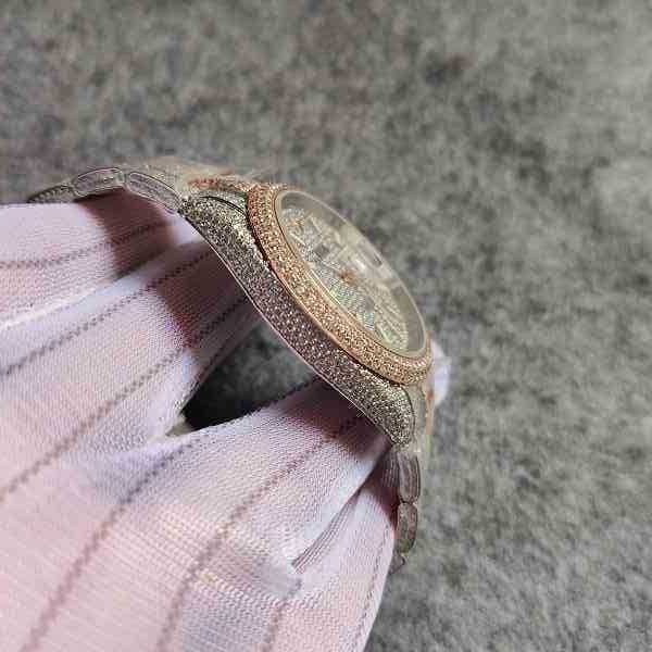 wristwatches v3 upgrade version 41mm iced out men watch 126333 m126334 m118348 arab full diamond dial case bracelet 2824 automatic gold
wristwatches v3 upgrade version 41mm iced out men watch 126333 m126334 m118348 arab full diamond dial case bracelet 2824 automatic gold