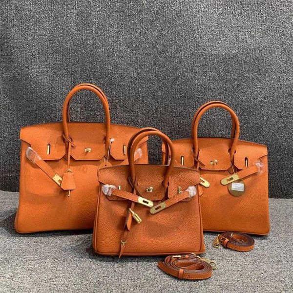 herme designer handbags bag essence genuine women's soft cow women's handheld one shoulder buckle original leather zc atnn
herme designer handbags bag essence genuine women's soft cow women's handheld one shoulder buckle original leather zc atnn