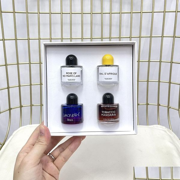 solid perfume byredo per 10mlx4pcs set tobacco mandarin rose of no mans land bal dafrique space rage 4 in 1 parfum gift box long las dhnt7
solid perfume byredo per 10mlx4pcs set tobacco mandarin rose of no mans land bal dafrique space rage 4 in 1 parfum gift box long las dhnt7