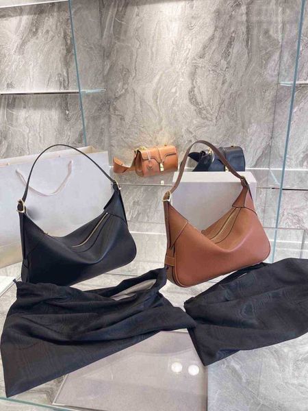 shoulder bag designer bag purse classic geometric leather underarm messenger female high capacity wallet travel clutch 230325
shoulder bag designer bag purse classic geometric leather underarm messenger female high capacity wallet travel clutch 230325