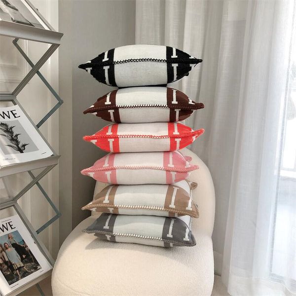 h letter design throw pillow nordic style lunch break sofa cushion car waist back cushion wool pillows 45x45cm 
h letter design throw pillow nordic style lunch break sofa cushion car waist back cushion wool pillows 45x45cm
