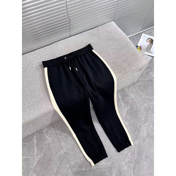 jogging luxury designer mens and womens sport pants pant side strip large pattern waist simple, Black
jogging luxury designer mens and womens sport pants pant side strip large pattern waist simple, Black