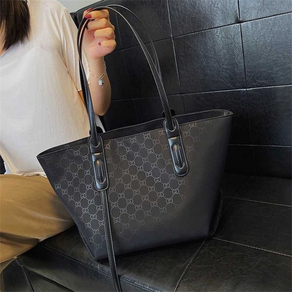 handbag nis super fire women's large capacity new tote bag versatile one shoulder hand shopping fashion bag
handbag nis super fire women's large capacity new tote bag versatile one shoulder hand shopping fashion bag