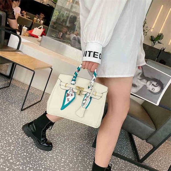 luxury bags hemess designer handbags leather capacity large women's bride's hand-held messenger bag
luxury bags hemess designer handbags leather capacity large women's bride's hand-held messenger bag