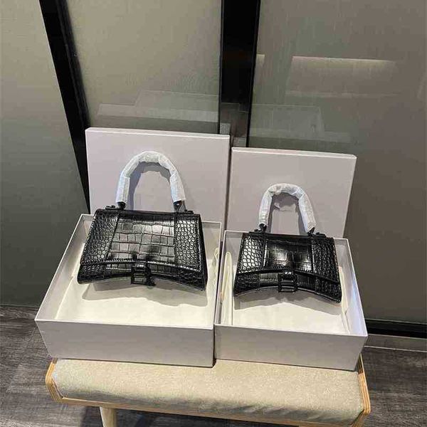 italy balenciga italy designer 2022 latest hourglass bags catwalk style designers womens handbags purses classic high-end ha 7am0
italy balenciga italy designer 2022 latest hourglass bags catwalk style designers womens handbags purses classic high-end ha 7am0