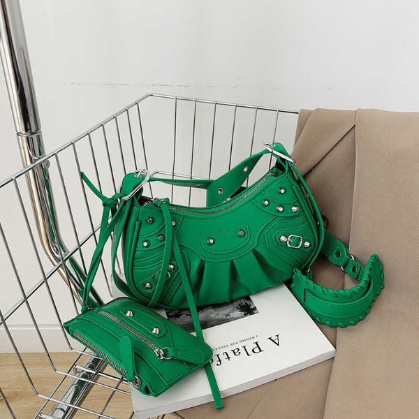 leather balenicass fashion biker bag lecagole 2022 new women's pleated crescent three in one rivet locomotive oil wax soft underarm dia
leather balenicass fashion biker bag lecagole 2022 new women's pleated crescent three in one rivet locomotive oil wax soft underarm dia