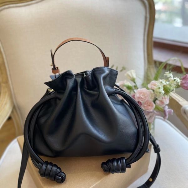 designer bag fashion luxurys handbag bag brand loews evening bags 2022 shoulder women designer autumn balloon bucket diagonal cross same st
designer bag fashion luxurys handbag bag brand loews evening bags 2022 shoulder women designer autumn balloon bucket diagonal cross same st