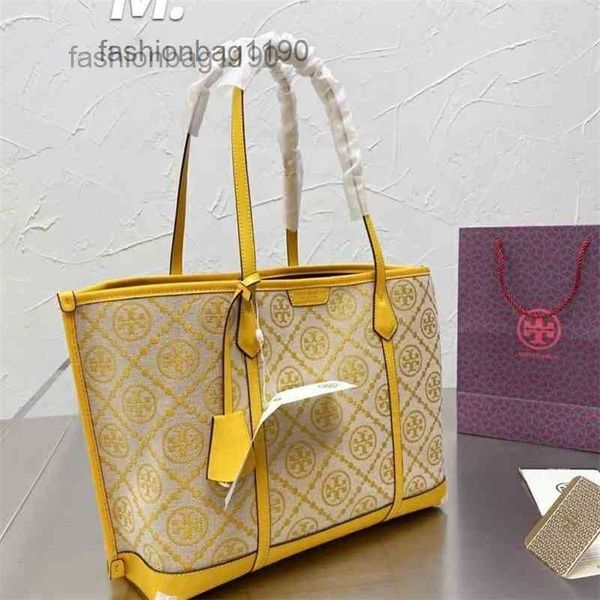designer crossbody t0rys bags handbags tote women'ss 2021 new womens miller embroidery old flower tote bag high grade fabric versatile
designer crossbody t0rys bags handbags tote women'ss 2021 new womens miller embroidery old flower tote bag high grade fabric versatile