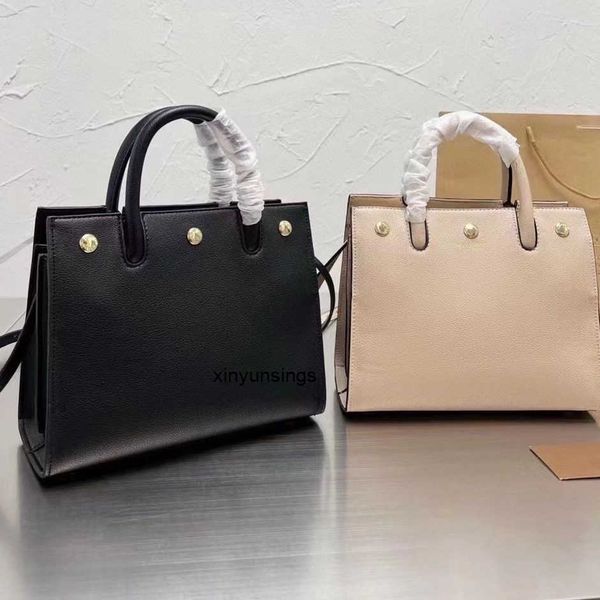 designer luxury burbrerity bags for women brown crossbody handbags vintage burbrery leather wallet paris plaid the totes bag a7b1
designer luxury burbrerity bags for women brown crossbody handbags vintage burbrery leather wallet paris plaid the totes bag a7b1