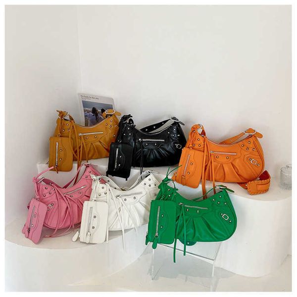 leather balenicass fashion biker bag lecagole new large armpit pleated crescent shoulder rivet motorcycle large
leather balenicass fashion biker bag lecagole new large armpit pleated crescent shoulder rivet motorcycle large