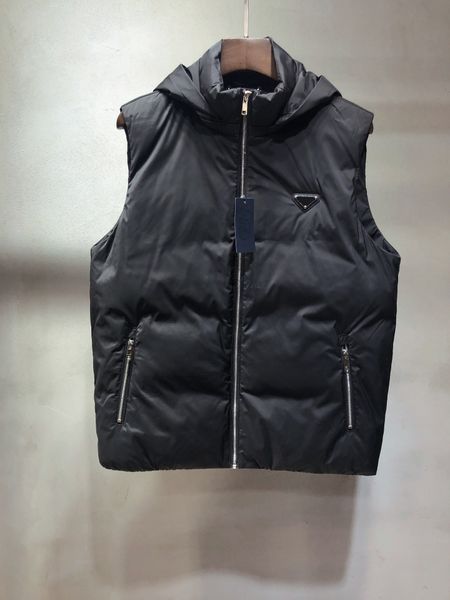 autumn and winter 2022 new brand designer vest fashion zipper pocket splicing design comfortable warmth material luxury men down vest, Black;white
autumn and winter 2022 new brand designer vest fashion zipper pocket splicing design comfortable warmth material luxury men down vest, Black;white