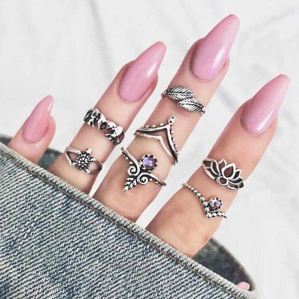 new flower leaf diamond ring set alloy hollow out irregular seven piece ring set, Silver
new flower leaf diamond ring set alloy hollow out irregular seven piece ring set, Silver