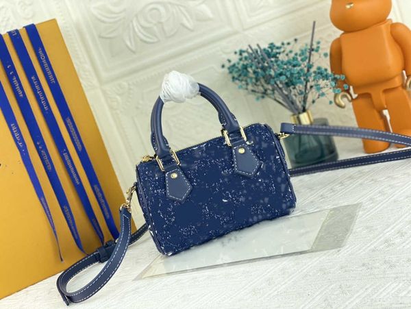designer luxury women the tote bag fashion versatile handbags shoulder crossbody bags purse tories totes large capacity saddle wallets 7a 91
designer luxury women the tote bag fashion versatile handbags shoulder crossbody bags purse tories totes large capacity saddle wallets 7a 91