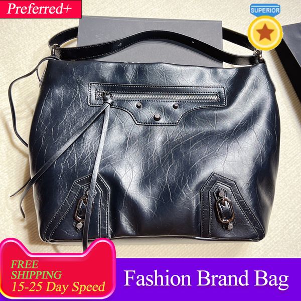 balicaiga ccs tote bag women large capacity shoulder handbag winter soft plush crossbody bags vintage female warm shopper purses
balicaiga ccs tote bag women large capacity shoulder handbag winter soft plush crossbody bags vintage female warm shopper purses