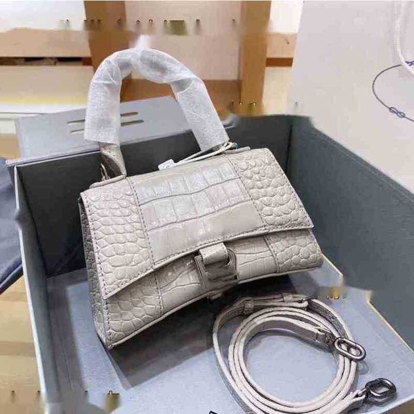 designer balenciga hourglass bag correct women handbag leather crossbody mini large woman quilted
designer balenciga hourglass bag correct women handbag leather crossbody mini large woman quilted