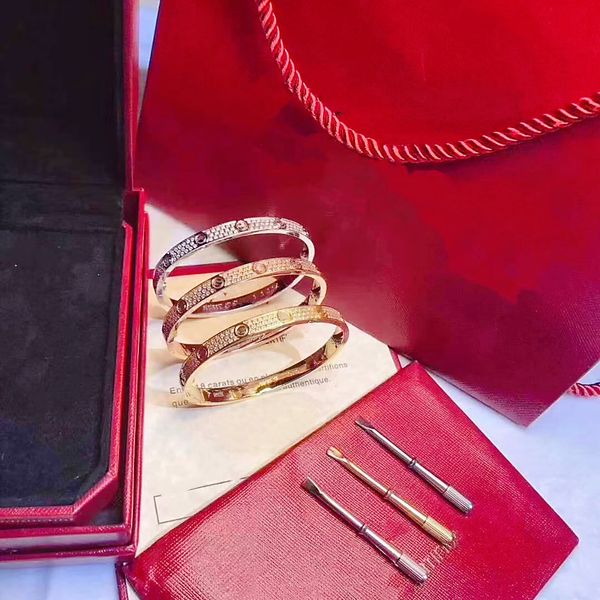 high end fashion screwdriver flashscore tennis heart shaped bangle charm cuff bracelet 316l stainless steel plated 18k gold jewelry factory, Black
high end fashion screwdriver flashscore tennis heart shaped bangle charm cuff bracelet 316l stainless steel plated 18k gold jewelry factory, Black