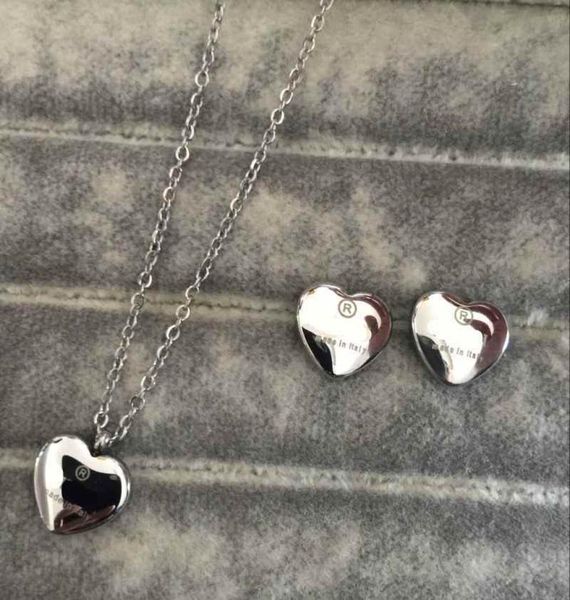2021 high polished trendy design women earrings necklace stainless steel gold silver rose colors sets heart love pendant fashion j8548323
2021 high polished trendy design women earrings necklace stainless steel gold silver rose colors sets heart love pendant fashion j8548323