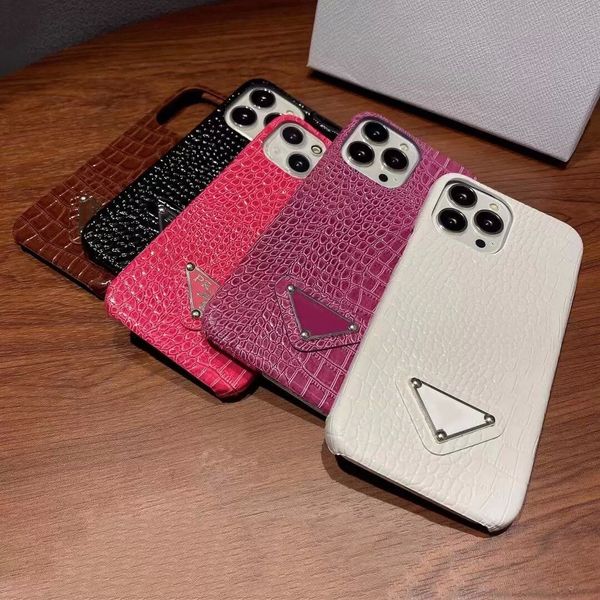 

Luxury Designer Phones Cases Crocodile pattern Leather Phone Case Letter Mens Womens for iPhone 13 11 12 pro Max 7 8 X XS Mobile Fashion, White