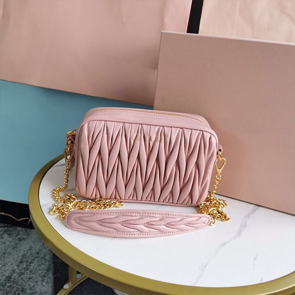 small sheepskin chain bag embossed pink shoulder bag square package party purse texture women's fashion bags leisure messenger handbag
small sheepskin chain bag embossed pink shoulder bag square package party purse texture women's fashion bags leisure messenger handbag