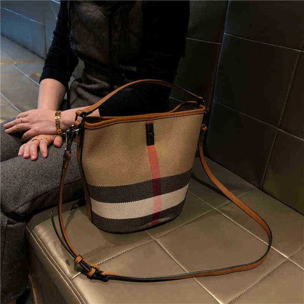burbrerys crossbody handbags bags burbrery onthego tote luxuries designers women bag purses totes designer woman handbag shoulder wallet par
burbrerys crossbody handbags bags burbrery onthego tote luxuries designers women bag purses totes designer woman handbag shoulder wallet par