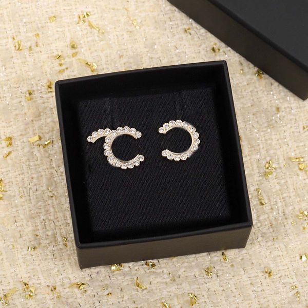 2022 luxury quality charm dangle stud earring with sparkly diamond women wedding jewelry gift have box stamp ps4368a, Golden
2022 luxury quality charm dangle stud earring with sparkly diamond women wedding jewelry gift have box stamp ps4368a, Golden