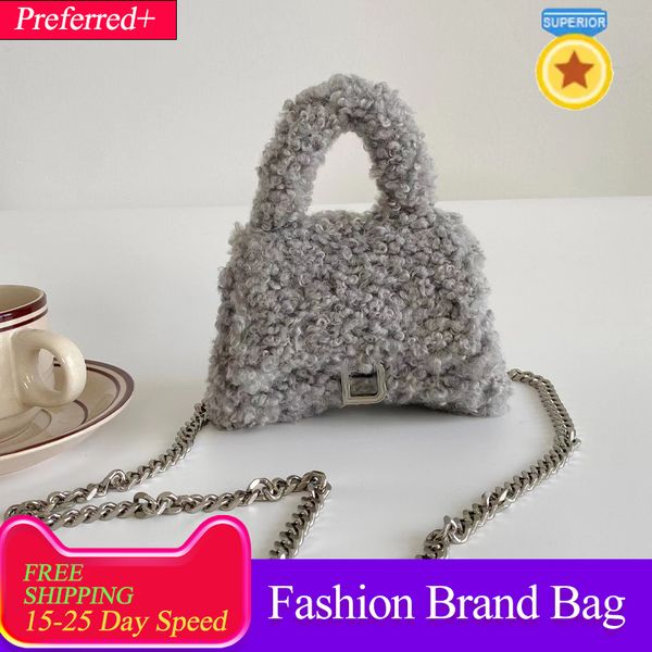designer balicaiga fashion shoulder bags 5a quality handbags elling half moon hobo women bags crossbody bag hobos purses
designer balicaiga fashion shoulder bags 5a quality handbags elling half moon hobo women bags crossbody bag hobos purses