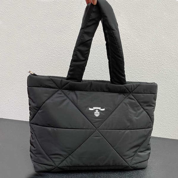 handbag designer bags check large tote bag women handbag shoulder shopping s soft cotton padded capacity purse triangular sequin thread
handbag designer bags check large tote bag women handbag shoulder shopping s soft cotton padded capacity purse triangular sequin thread