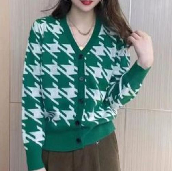 women's sweaters v-neck for knitted cardigan casual long sleeve pullover black white yellow solid top, White;black
women's sweaters v-neck for knitted cardigan casual long sleeve pullover black white yellow solid top, White;black