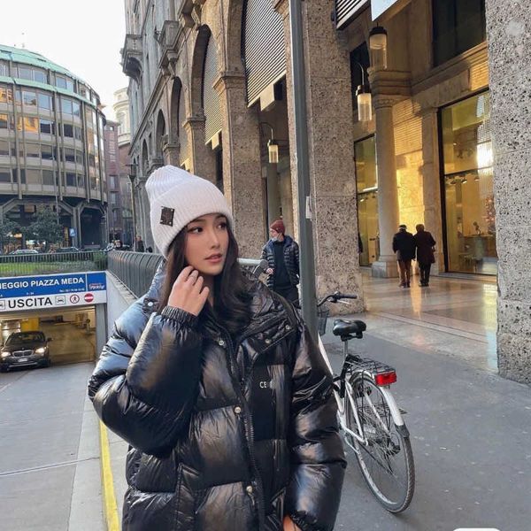 autumn winter mens warm down jacket ce designer hooded coat hat fake two loose cardigan downs coats women mid-length windproof waterproof, Black
autumn winter mens warm down jacket ce designer hooded coat hat fake two loose cardigan downs coats women mid-length windproof waterproof, Black