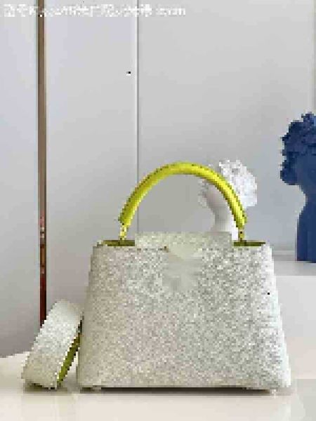 handbags grained cow capucines bb tote m59708 m59468 m59440 luxury brand designer men woman handbag real leather totes shoulder bags backpac
handbags grained cow capucines bb tote m59708 m59468 m59440 luxury brand designer men woman handbag real leather totes shoulder bags backpac