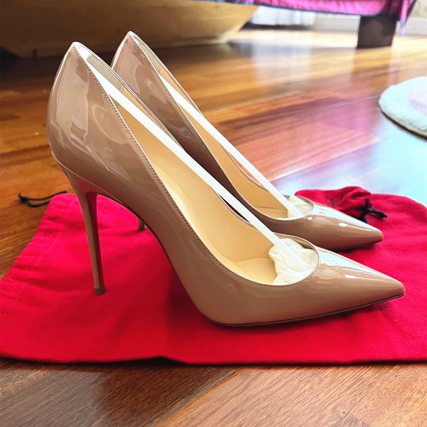 high heels shoes red shiny bottoms women brand pumps pointed toe shallow nude black patent leather wedding shos with box and dust bag
high heels shoes red shiny bottoms women brand pumps pointed toe shallow nude black patent leather wedding shos with box and dust bag