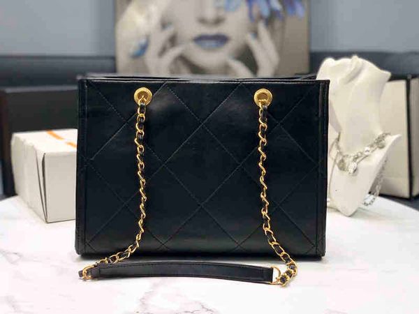 shopping bags luxury brand design as2752 letter shoulder chain cc bag woman's xl jumbo maxi gst shopping lambskin leather vintage plaid
shopping bags luxury brand design as2752 letter shoulder chain cc bag woman's xl jumbo maxi gst shopping lambskin leather vintage plaid