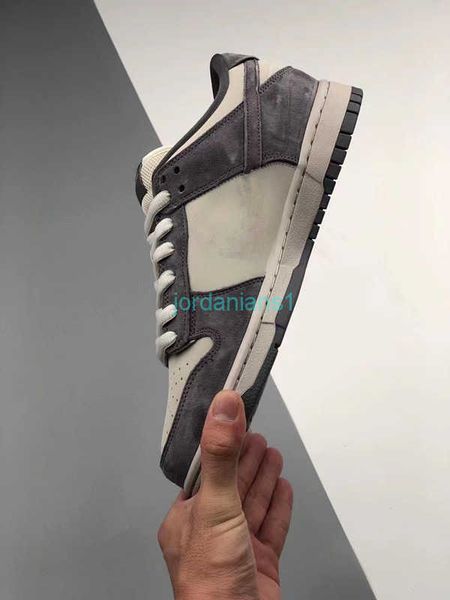 brand shoes dk low pro grey white elk leather basketball sneakers original, White;red
brand shoes dk low pro grey white elk leather basketball sneakers original, White;red