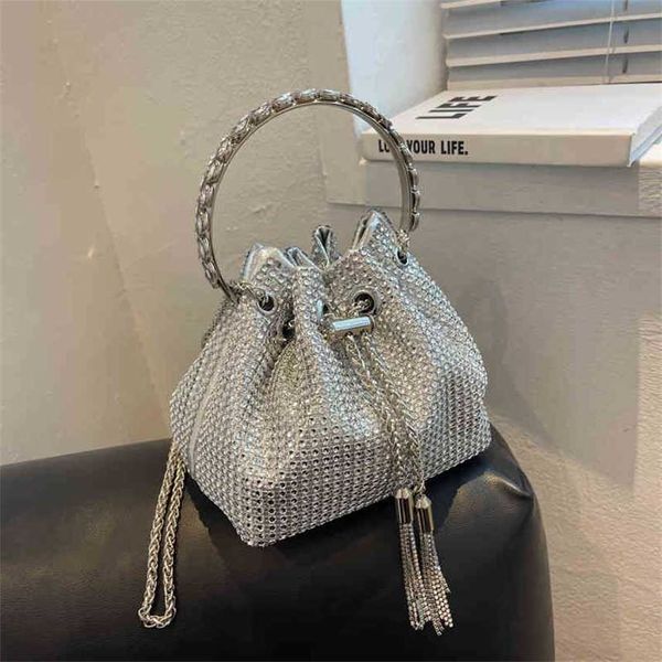 2022 new bag female messenger sequin rhinestone metal handle blessing diamond tassel bucket bag handbags 
2022 new bag female messenger sequin rhinestone metal handle blessing diamond tassel bucket bag handbags